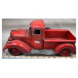 Red Metal Decor 13' Pickup Truck