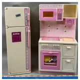 Barbie Sweet Roses Refrigerator & Stove Set
