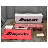 New Snap On Bar Set w/ Bar Mat Tap Handle & Mugs