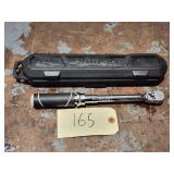 Husky 625319 1/4' Drive Torque Wrench w/ Case