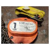American Gage L-10 1 Ton Manual Chain Hoist
