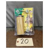 New C&S Sweetcorn Squirrel Log Feeder & Hanger