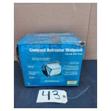 Hubbell Compact Refractor Wallpack