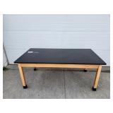 New Diversified Spaces 72' x 36' x 30' Lab Table