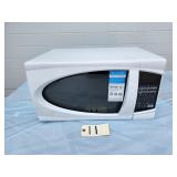 1.1 Cu ft. 40GR49 1000 watt white microwave