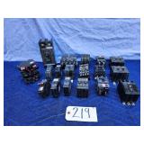Mixed lot of 24 used circuit breakers