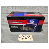 New Snap On Micro Box Bluetooth Speaker / Charger