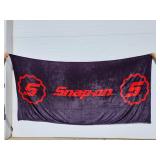 New Giant Snap On Red & Black 10' x 4-1/2' Blanket