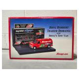 New Snap On Doug Herbert Trailer Diorama w/ Van