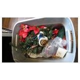 TOTE OF VINTAGE MISC CHRISTMAS ITEMS