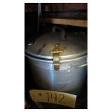 ALUMINUM COOKER WITH LID