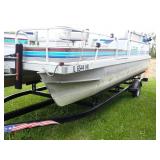 Lowe Fish n' Fun 200 Pontoon with Trailer