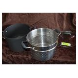 Boiling Pot and Strainer