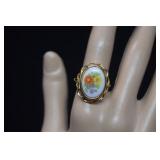Avon 1975 Porcelain Locket Ring   Sz 9