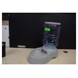 Automatic Dog/Cat Water Dish. Like New