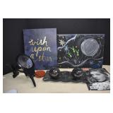 Wall Decor,Clip Magnifying Light & Life Magazine