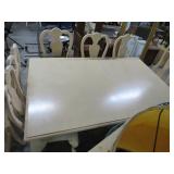 Stanley Endeavour Table with 8 Chairs and 2 Leaves