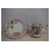 Fitz & Floyd Plate & Windsor Teapot (England)
