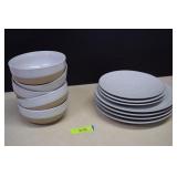 Better Homes and Gardens Stoneware. 5-Bowls, 4-