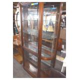 Great Pulaski Curved Glass Curio Cabinet