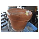 Terracotta Pot XL