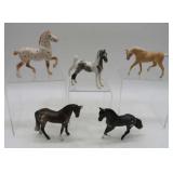 Five Breyer Stablemate Horses - 1:32 Scale