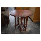 Vintage Oval Gate Leg Side Table
