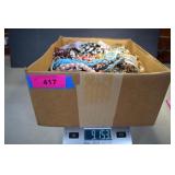9 Lbs 15.3 Oz Of Costume Jewelry - Very Little For