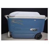 Rolling Igloo Ice Chest With Handle