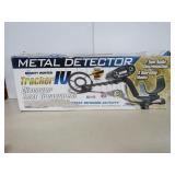 Metal Detector - Works and Has Batteries - NOTE