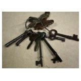 Assorted Skeleton,Casket & Other Vintage Keys