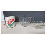 Anchor Hocking 8 Cup Mixing Bowl, Sifter & Bowl