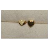 10K Gold Heart Stud Earrings  0.75g