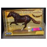 Smarty Jones Breyer Horse NIB 1:9 Scale
