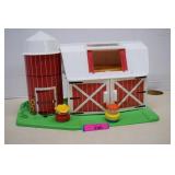 Fisher Price Barn, Silo & Two People