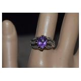 10K Amethyst & Diamond Ring  5.51g