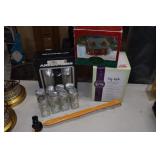 Scentsy Warmer, Village House, Small Bottles