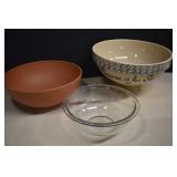Large Popcorn Bowl,Clay Beaters & Pyrex Bowls