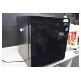 Teccpo Mini Fridge. Works Great