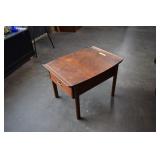 Vintage Lane Altavista End Table w/ Drawer