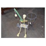 Outdoor Yard  Art & Planter Stand