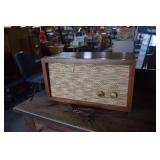 Vintage Voice Of Music Radio