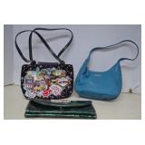 Lot Vintage Hand Bags / Purses  MORE
