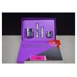 Clinique Cosmetic Set
