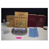 Bibles & Religious Decor