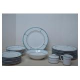 Vintage Studio Nova Dakota Dinnerware Set