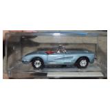 Vitesse 1:43 Scale Chevrolette Corvette w/ Booklet