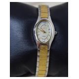 Nice Ladies Elgin Watch With Mother Of Pearl Face