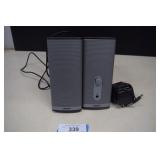 Two Bose Speakers. Tested Working