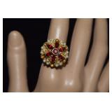 Sarah Coventry Pearl/Red Stone Ring  Sz 7